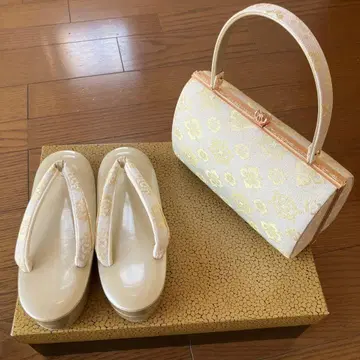 아이보리 꽃무늬 조리 가방 세트