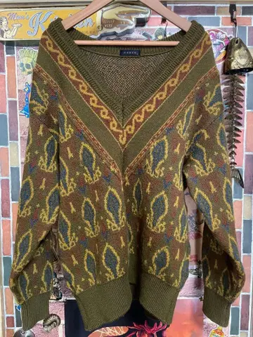 COSSO 빈티지 V넥 니트 스웨터 M