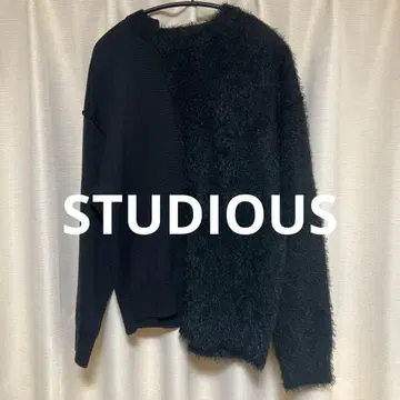 STUDIOUS 스테디 니트 이소재 절개