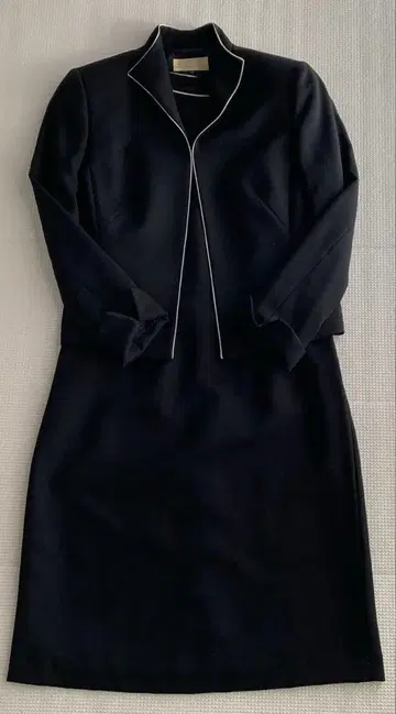 이긴 네이비 원피스 수트 11호