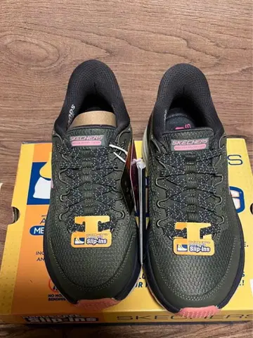 스케쳐스 슬립인즈 스니커즈 미사용 새상품 23.5 카키 핑크