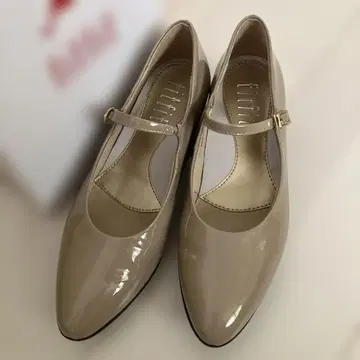 핏핏 에나멜 펌프스 23.5