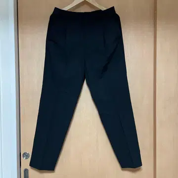 [ 새상품급 ] 무인양품 주름이 잘 가지 않는 테이퍼드 턱 팬츠 여성용