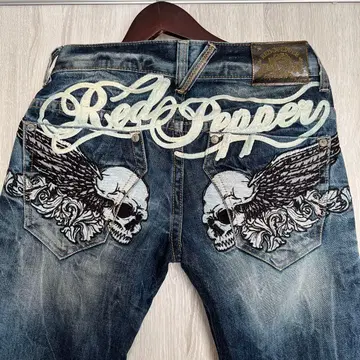 Red Pepper 스컬 자수 데님 팬츠