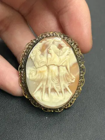 ST-206 빈티지풍 조각 브로치 카메오