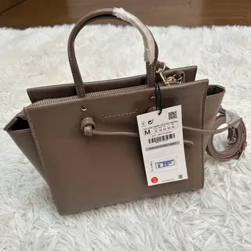 미사용 새상품 ZARA 자라 미디 시티백 베이지 베이지