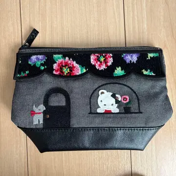 페이러&파밀리아 콜라보 파우치