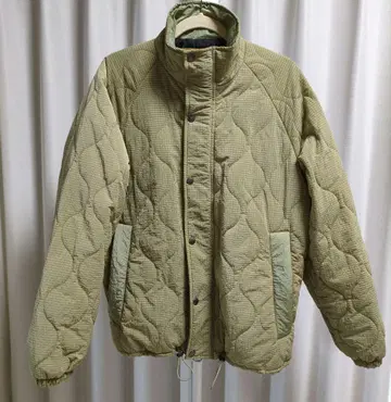 [ 시착만 한 상품 ] gym master 퀼팅 자켓 L 베이지