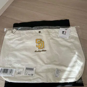 MLB 캔버스 숄더백 (라이트 화이트)