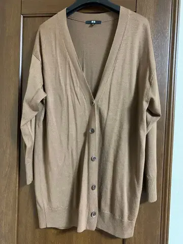 유니클로 메리노울 v넥 롱 가디건 브라운