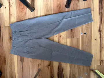 COS 울 그레이 테이퍼드 슬랙스