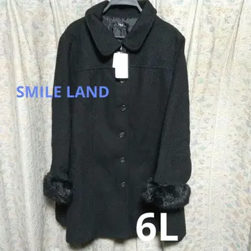 퍼 달린 블랙 롱 코트