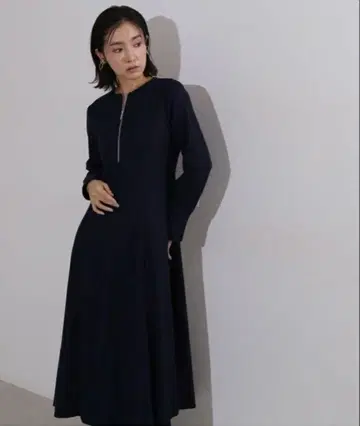 지퍼 플레어 원피스 NATURAL BEAUTY BASIC M