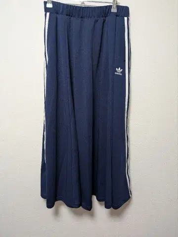 adidas 스커트 아디다스 플레어 롱 스커트 네이비 L 사이즈