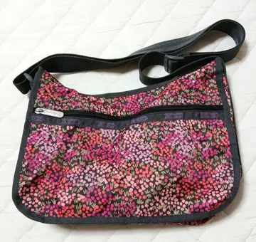 꽃무늬 나일론 숄더백