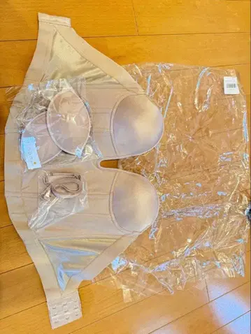 [금일 한정 특가] 새상품급 즉시 배송 라비나 뷔스티에 D70