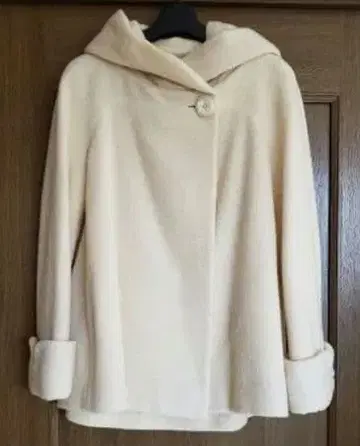 스트로베리 필드 숏코트