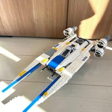 LEGO 스타 워즈 U 윙 75155