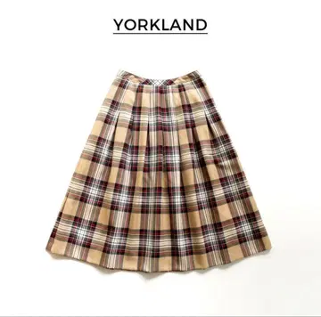 새상품급 요크랜드 YORKLAND 울 체크 플레어 스커트