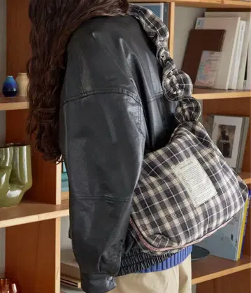 THEATRE PRODUCTS x 프릭스스토어 체크 개더 백