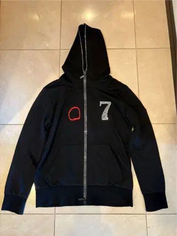 USUALIS 이탈리아제 스타 스터드 집업 후드티 L