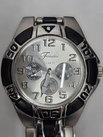 Frondini 쿼츠 아날로그 손목시계 SK-02885