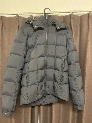 타트라스 다운 M 사이즈 블랙