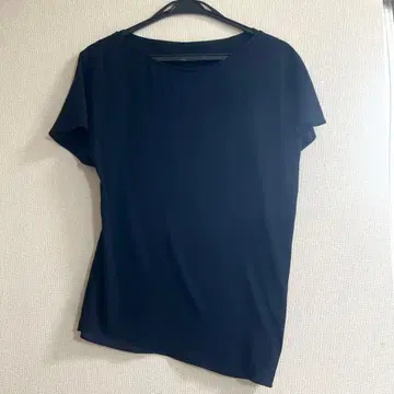 레킵 플레어 소매 다크 네이비 티셔츠 사이즈 38