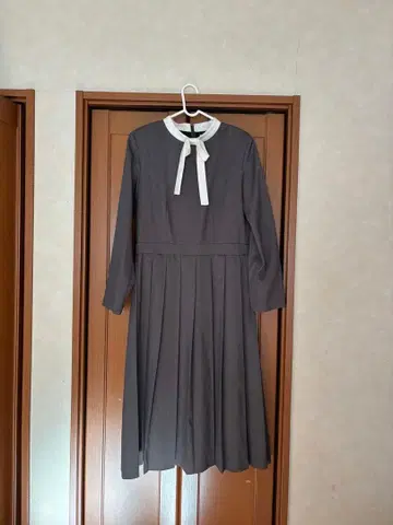 FEKETE 페케테 원피스