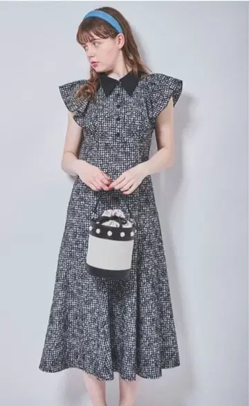 31 Sons de mode 컷워크 자수 카라 부착 원피스