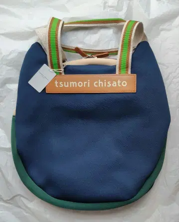 츠모리 치사토 네이비 숄더백