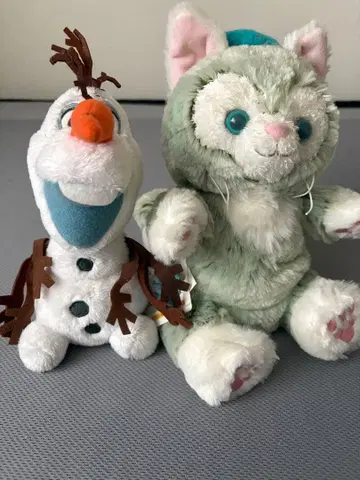 올라프 인형 덤 포함