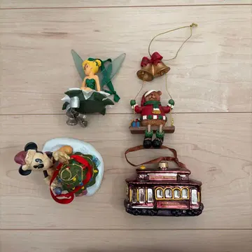 디즈니 외 크리스마스 오너먼트 4세트