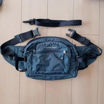 mont-bell 허리 숄더백 다크 그레이 새상품급