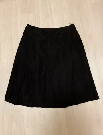 [ NEWYORKER ] 블랙 플레어 스커트