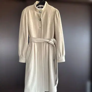 레스트로즈 LEST ROSE 롱 코트 M 사이즈 비쥬 떨어짐 있음