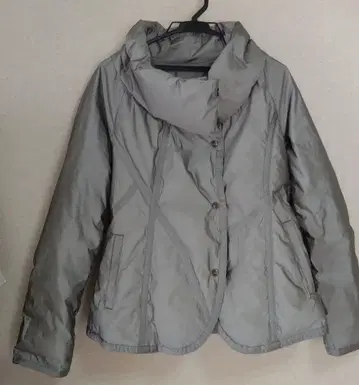 이오콤이오 센소유니코 그레이 다운 자켓 38 사이즈