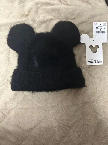미키마우스 귀 달린 니트 모자 ZARA