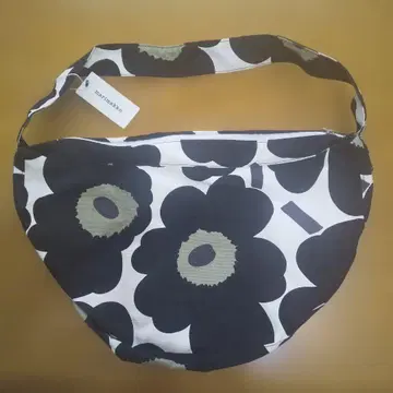 마리메꼬 UNlKKO BLUM 숄더백 블랙