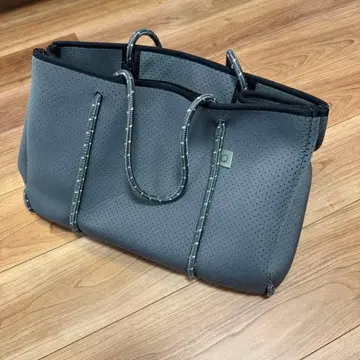 Qbag 파리 L 사이즈 다크 그레이