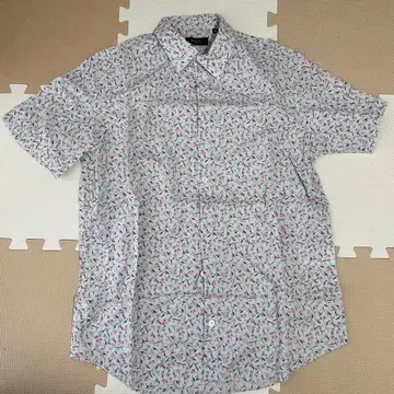 폴 스미스 꽃무늬 반팔 셔츠 M 사이즈