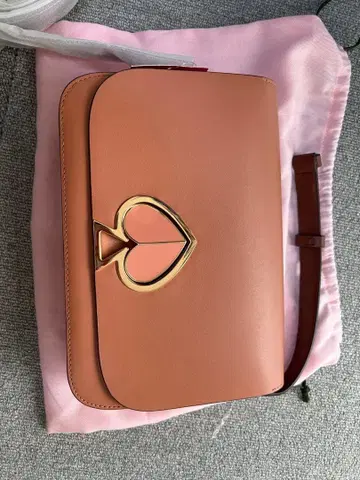 핑크 가죽 숄더백 하트 금장 장식