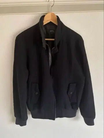 A.P.C. 블루종 블랙