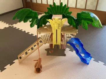 아니아 킹덤 자이언트 액션 트리