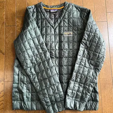 파타고니아 다운 그린 오렌지 S 사이즈