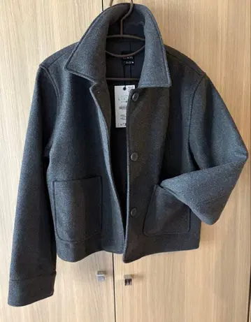 ZARA 다크 그레이 자켓