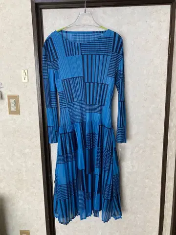 아르테소와 플리츠 원피스