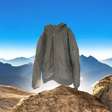 THE NORTH FACE NEWINGTON JACKET 다운 자켓