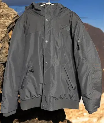 THE NORTH FACE NEWINGTON JACKET 다운 자켓