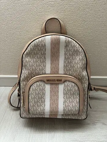 MICHAEL KORS 로고 프린트 백팩